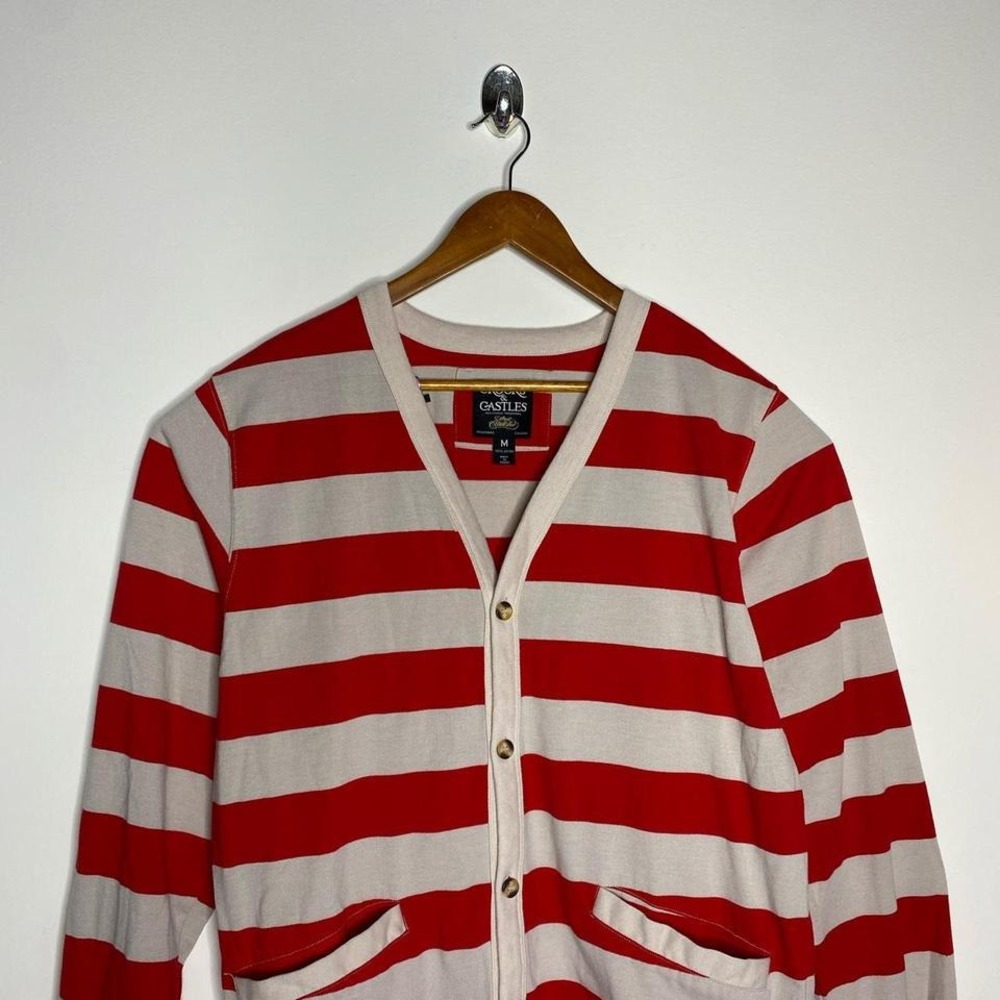 Crooks‎ and castles cardigan